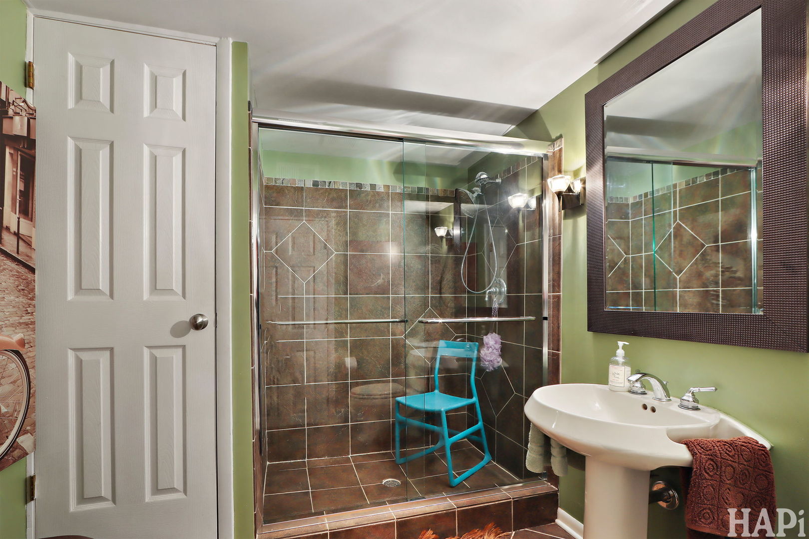 2176 N Westmoreland Drive, Palatine, IL 60074