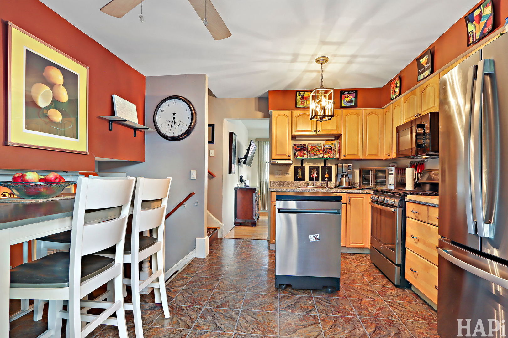 2176 N Westmoreland Drive, Palatine, IL 60074