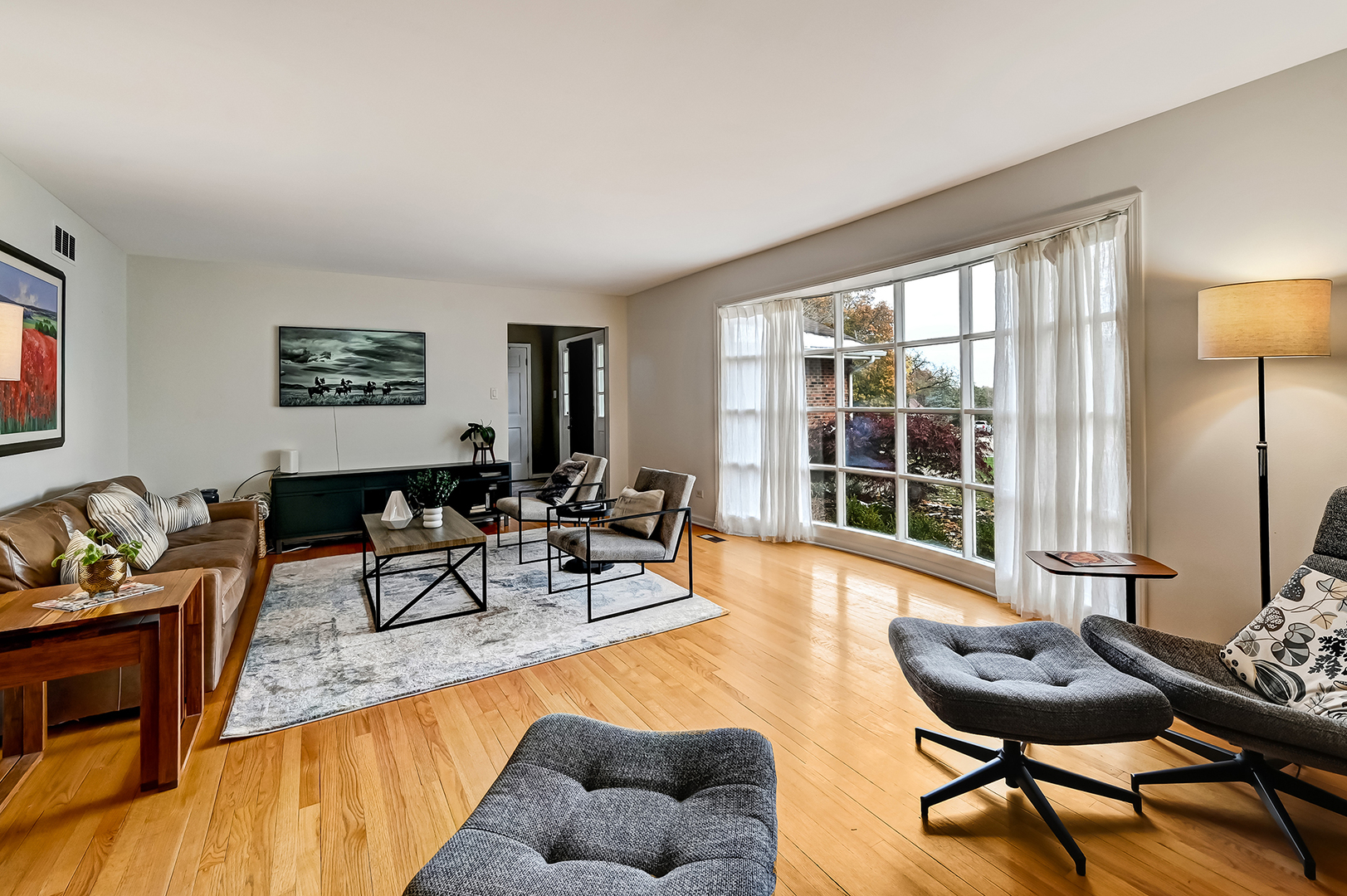 6750 County Line Lane, Burr Ridge, IL 60527