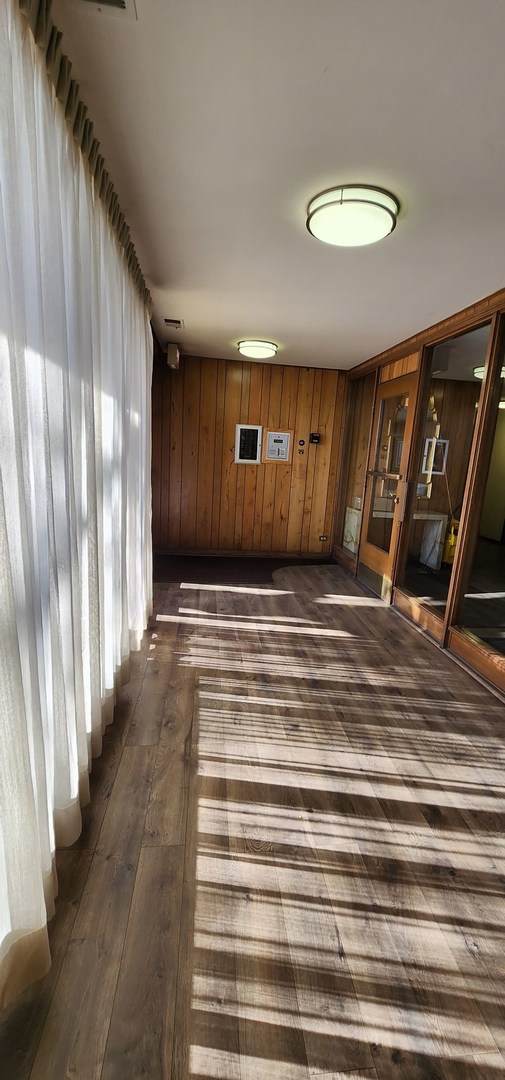 7730 W Dempster Street #209, Morton Grove, IL 60053