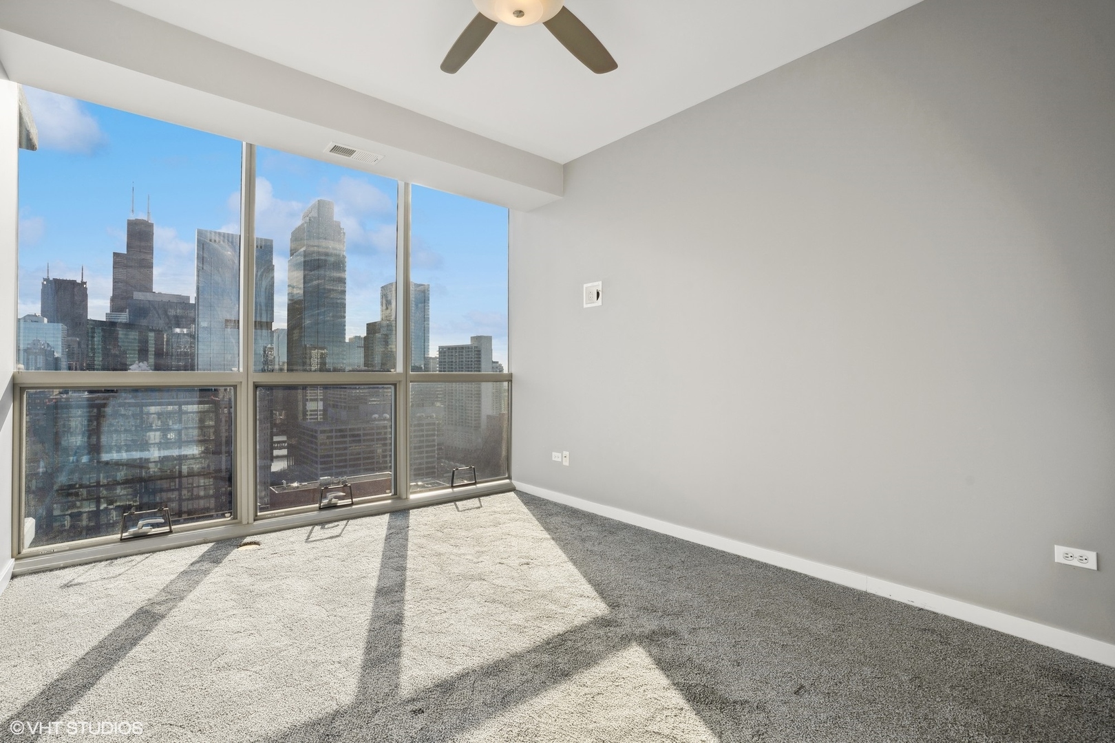 303 W OHIO Street #3206, Chicago, IL 60654