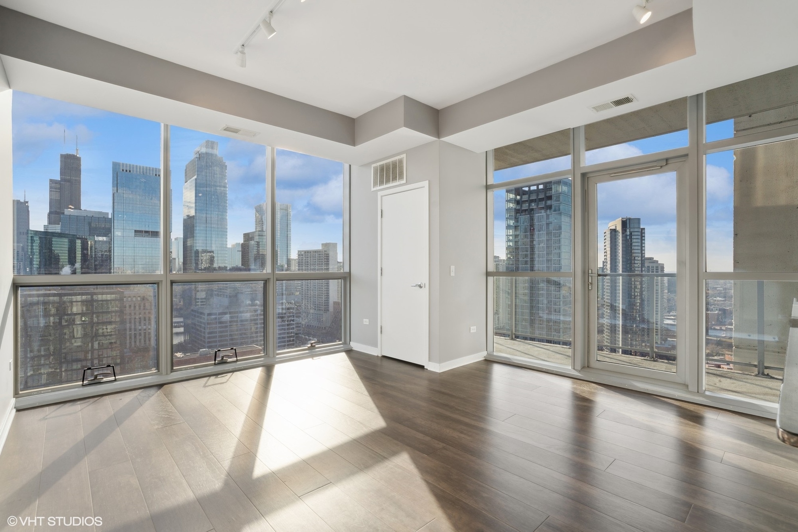 303 W OHIO Street #3206, Chicago, IL 60654