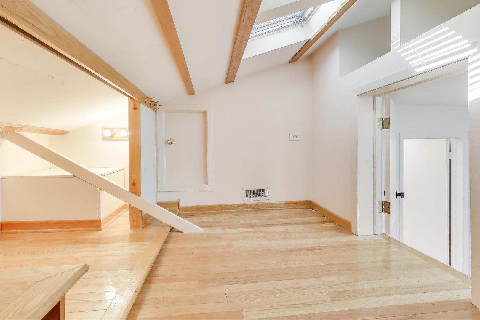 300 Boardwalk Place, Park Ridge, IL 60068