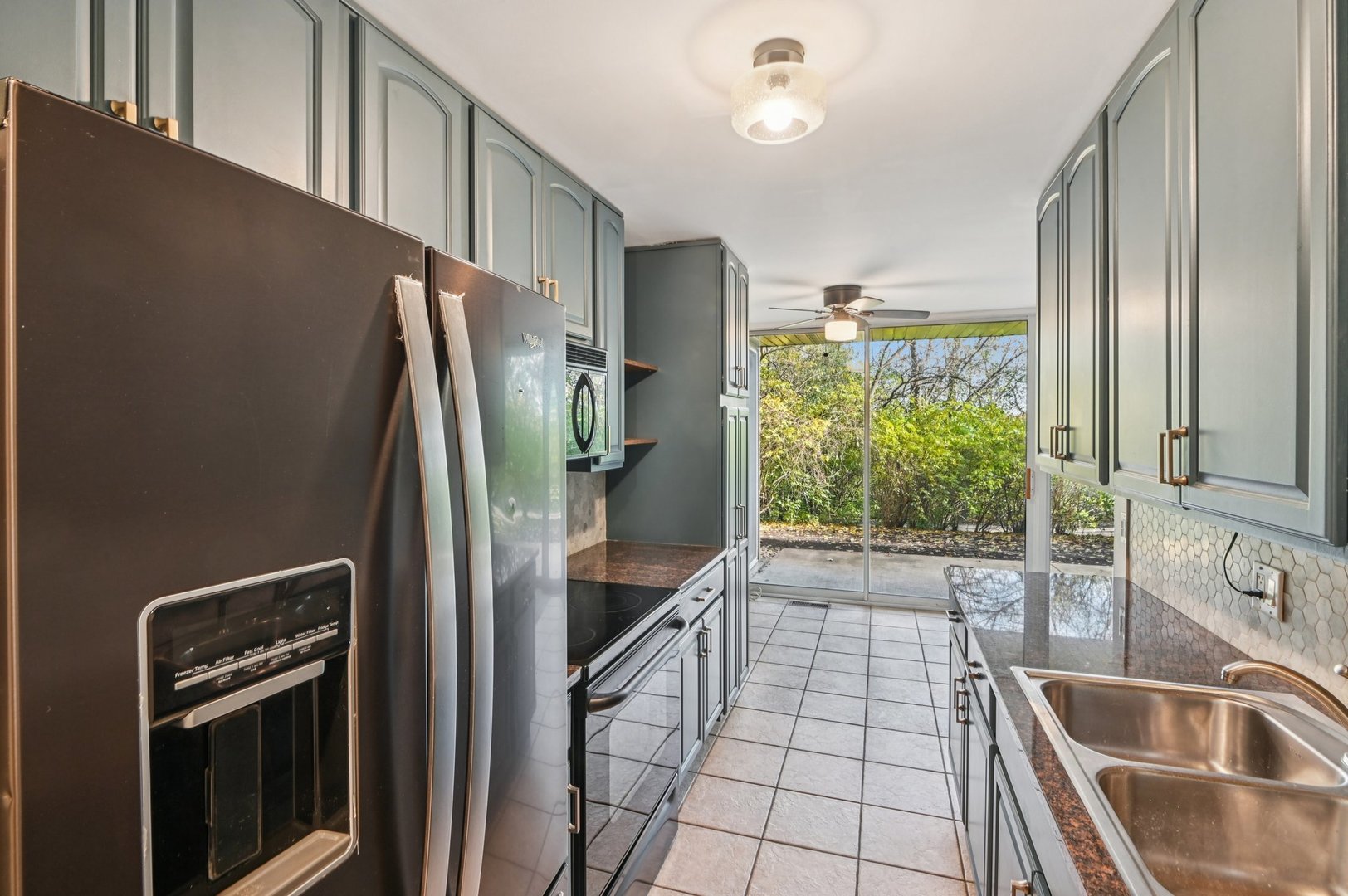 5900 Oakwood Drive #1K, Lisle, IL 60532