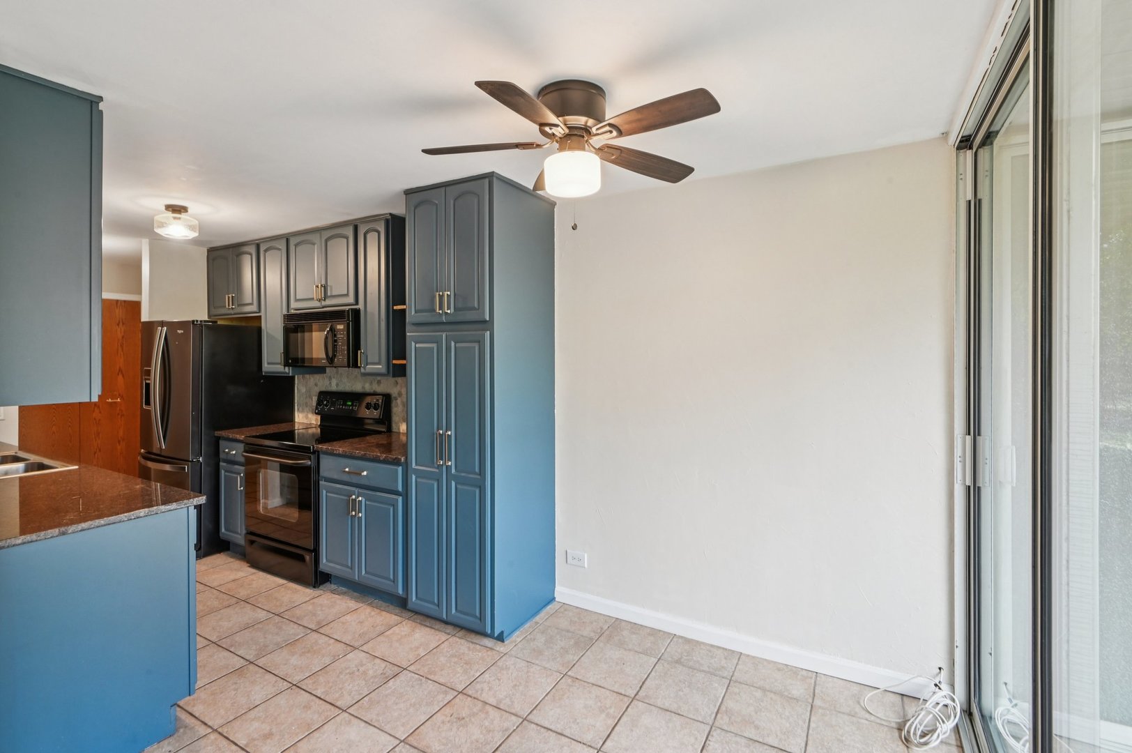 5900 Oakwood Drive #1K, Lisle, IL 60532