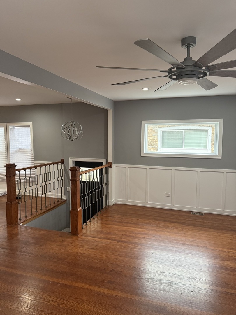 7806 S Rhodes Avenue, Chicago, IL 60619