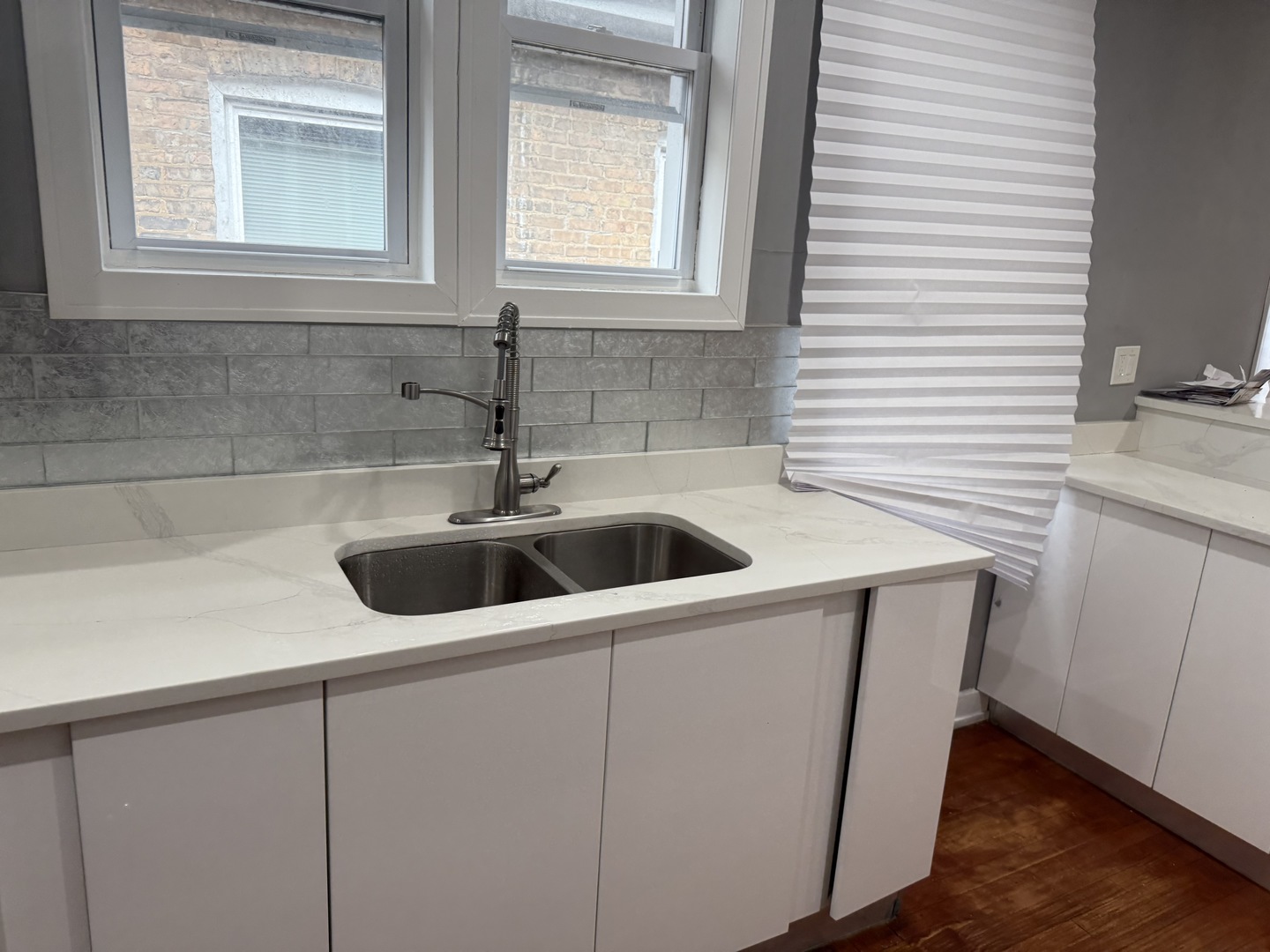 7806 S Rhodes Avenue, Chicago, IL 60619