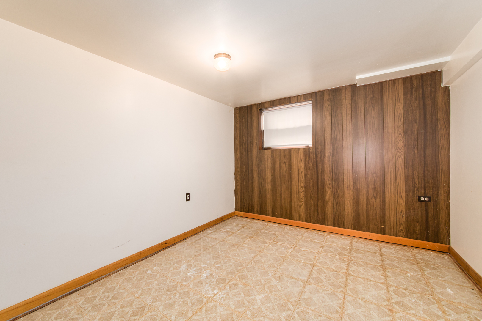 1316 N Northwest Highway, Park Ridge, IL 60068