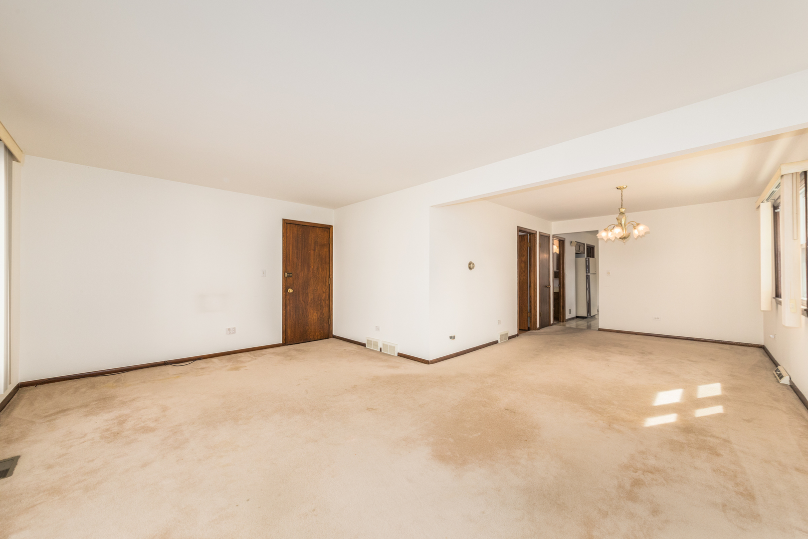 1316 N Northwest Highway, Park Ridge, IL 60068