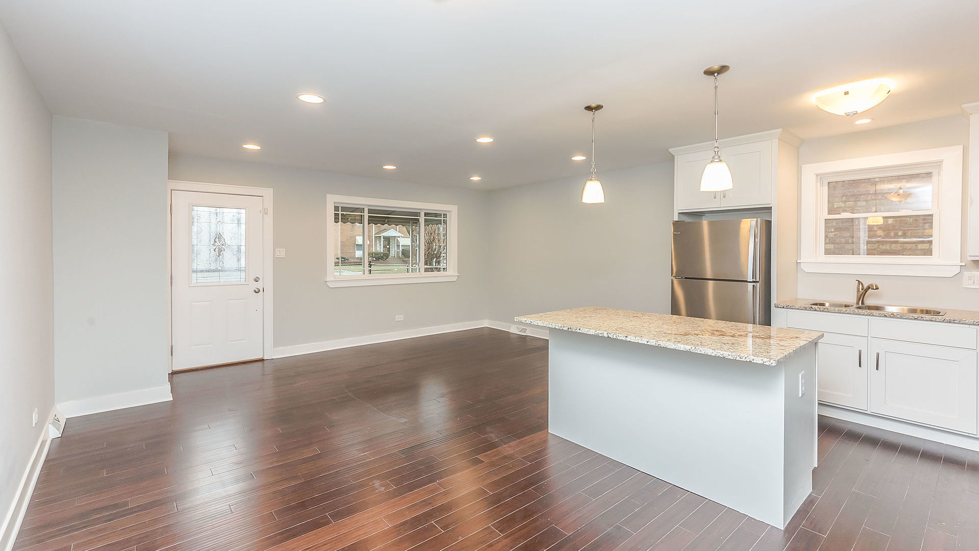 1159 W 112th Street, Chicago, IL 60643