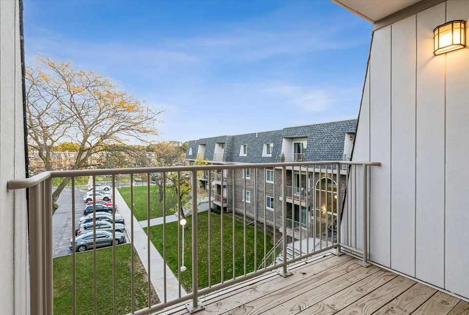 838 McIntosh Court #306, Prospect Heights, IL 60070