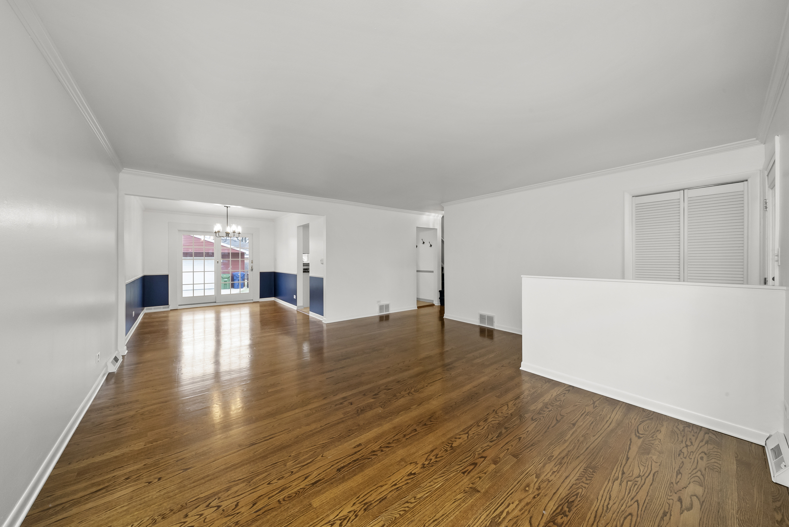 10025 Mulberry Avenue, Oak Lawn, IL 60453