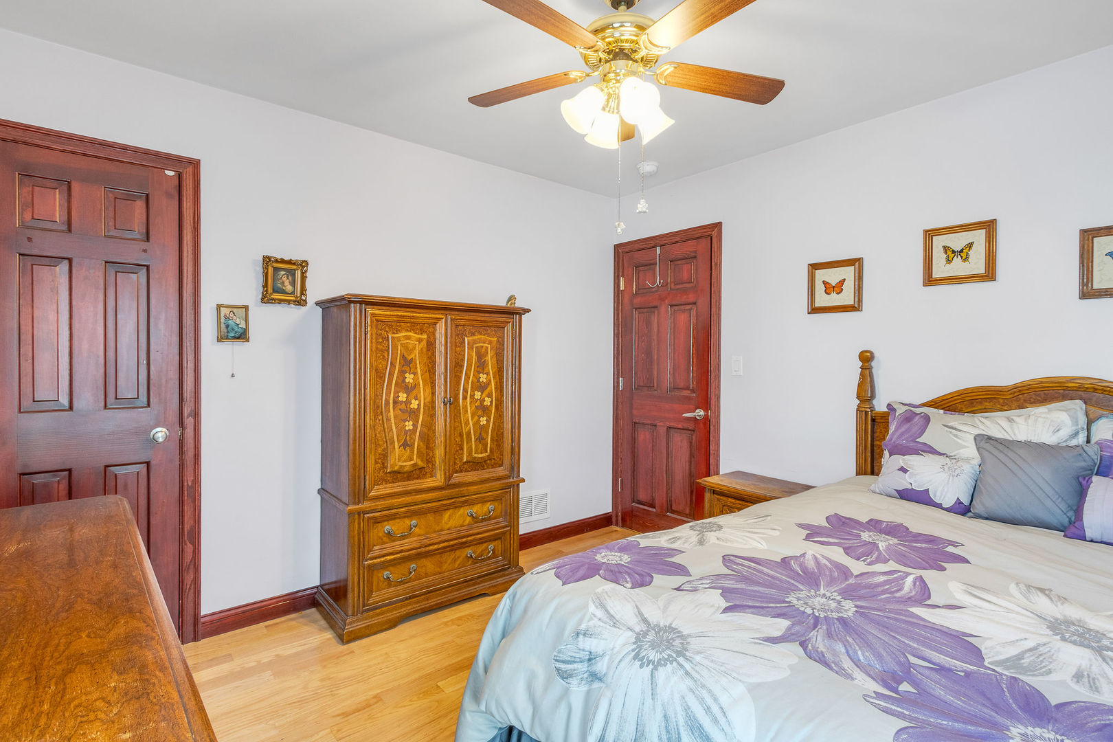 2913 Sarah Street, Franklin Park, IL 60131