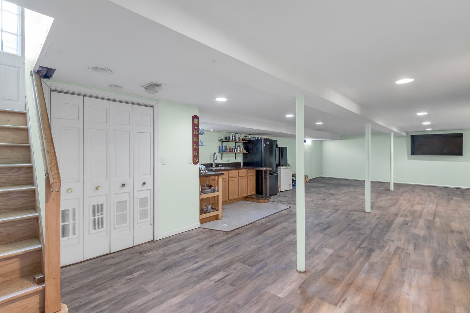 2913 Sarah Street, Franklin Park, IL 60131