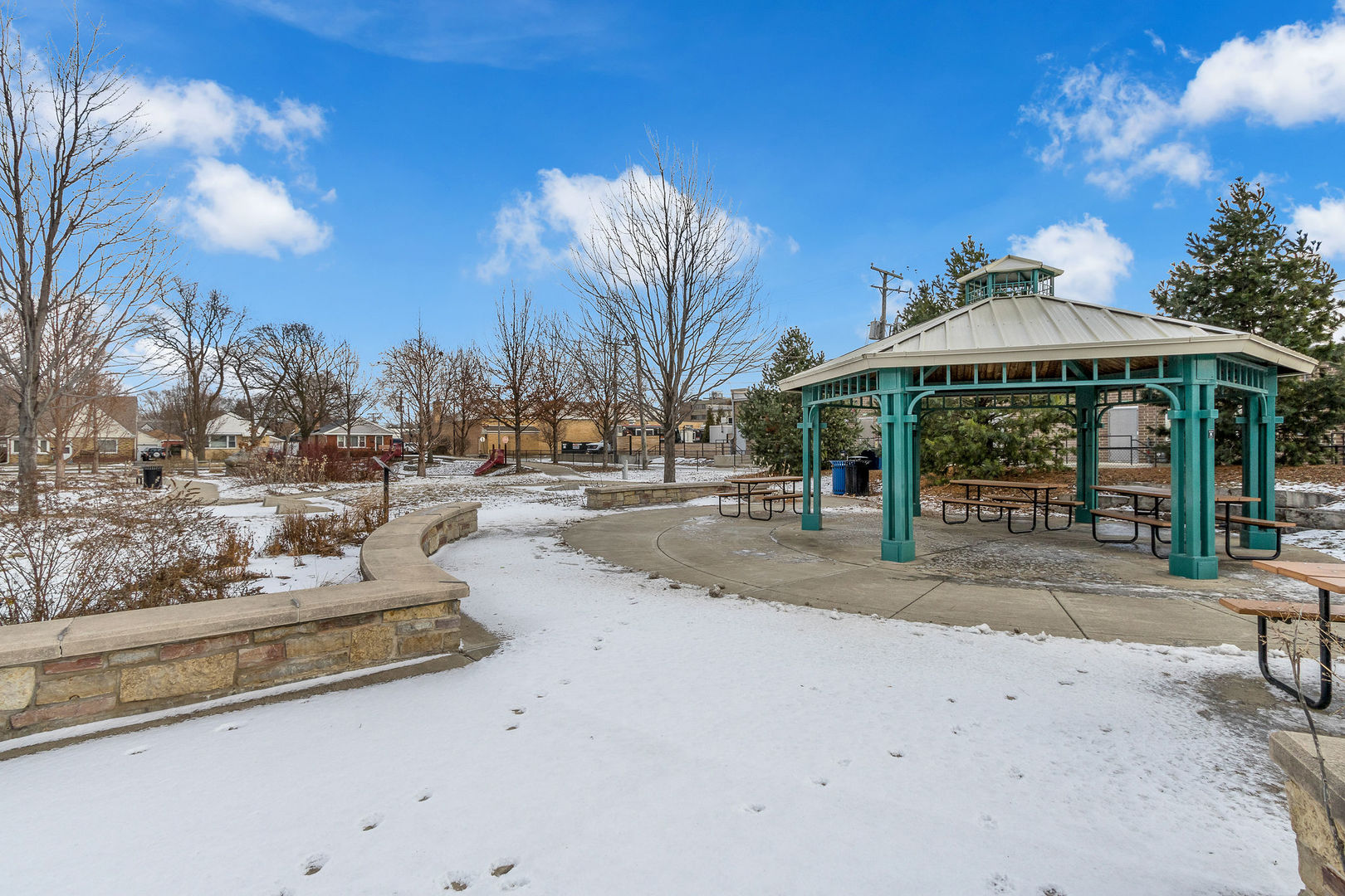 2913 Sarah Street, Franklin Park, IL 60131