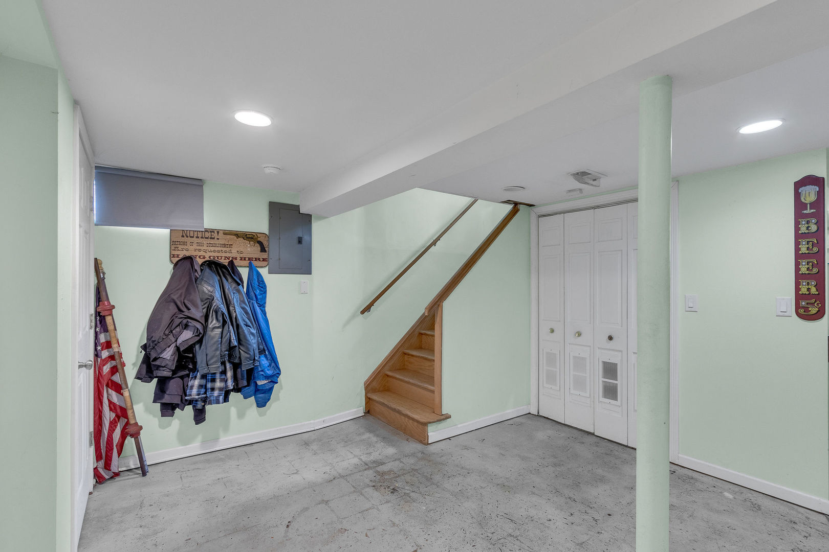 2913 Sarah Street, Franklin Park, IL 60131