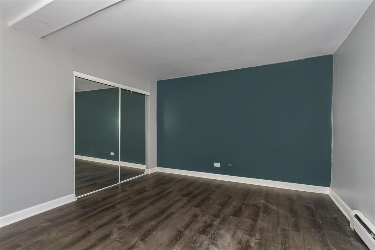 10373 Dearlove Road #4E, Glenview, IL 60025