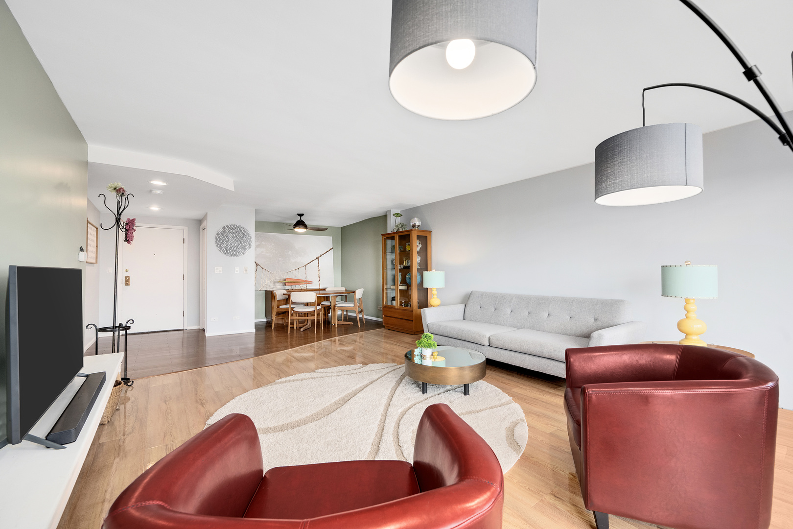 2000 Saint Regis Drive #6B, Lombard, IL 60148