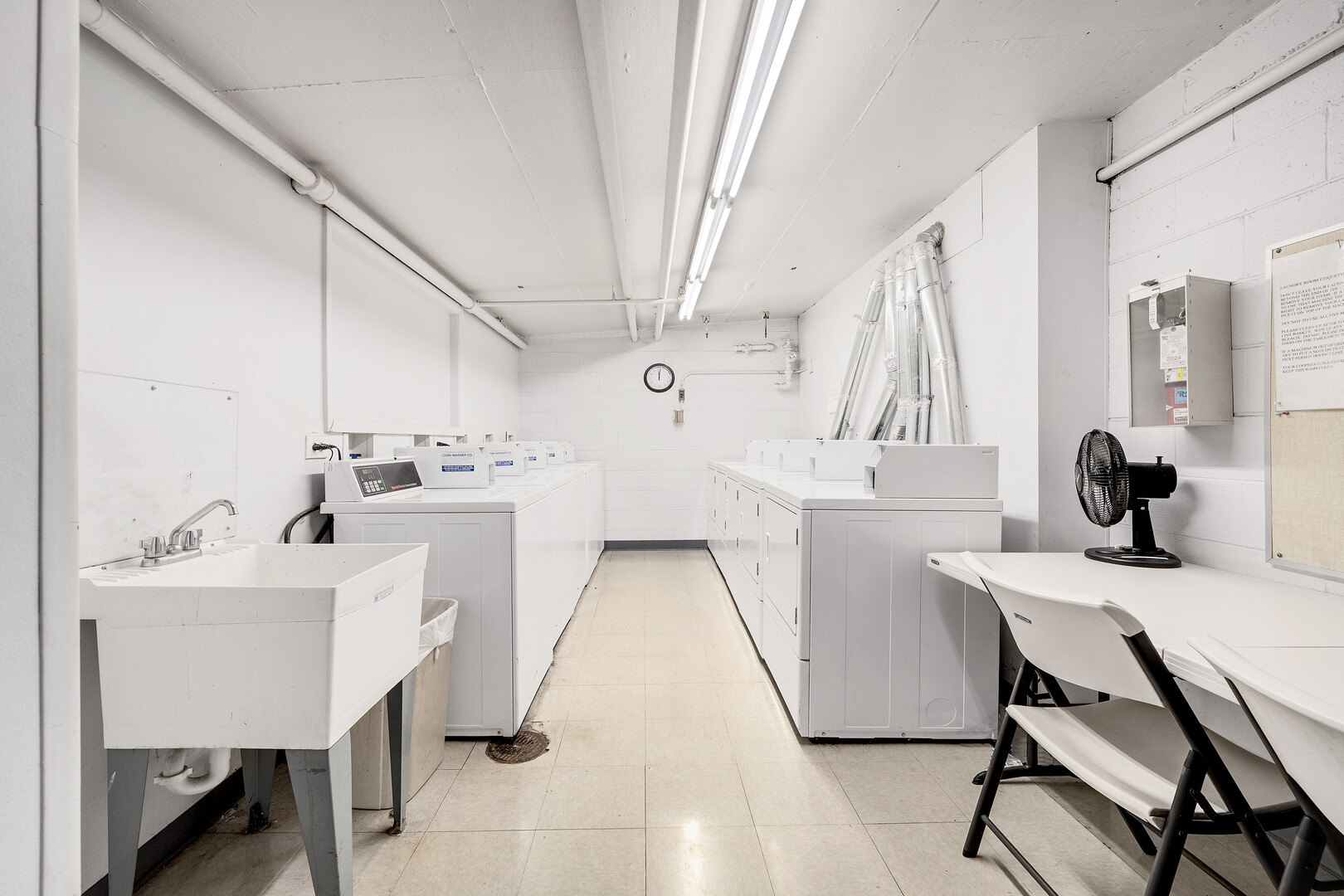 2000 Saint Regis Drive #6B, Lombard, IL 60148