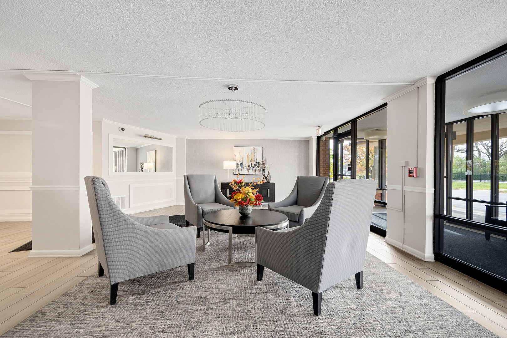 2000 Saint Regis Drive #6B, Lombard, IL 60148