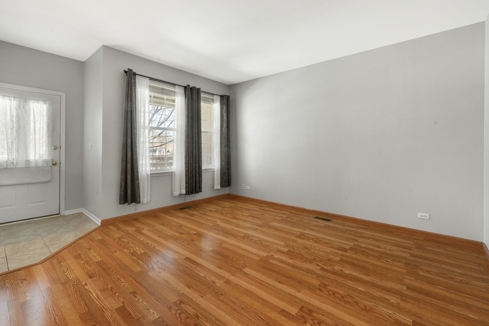 84 N Mill Road #84, Addison, IL 60101