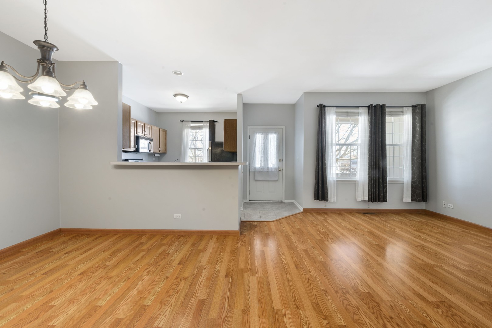 84 N Mill Road #84, Addison, IL 60101