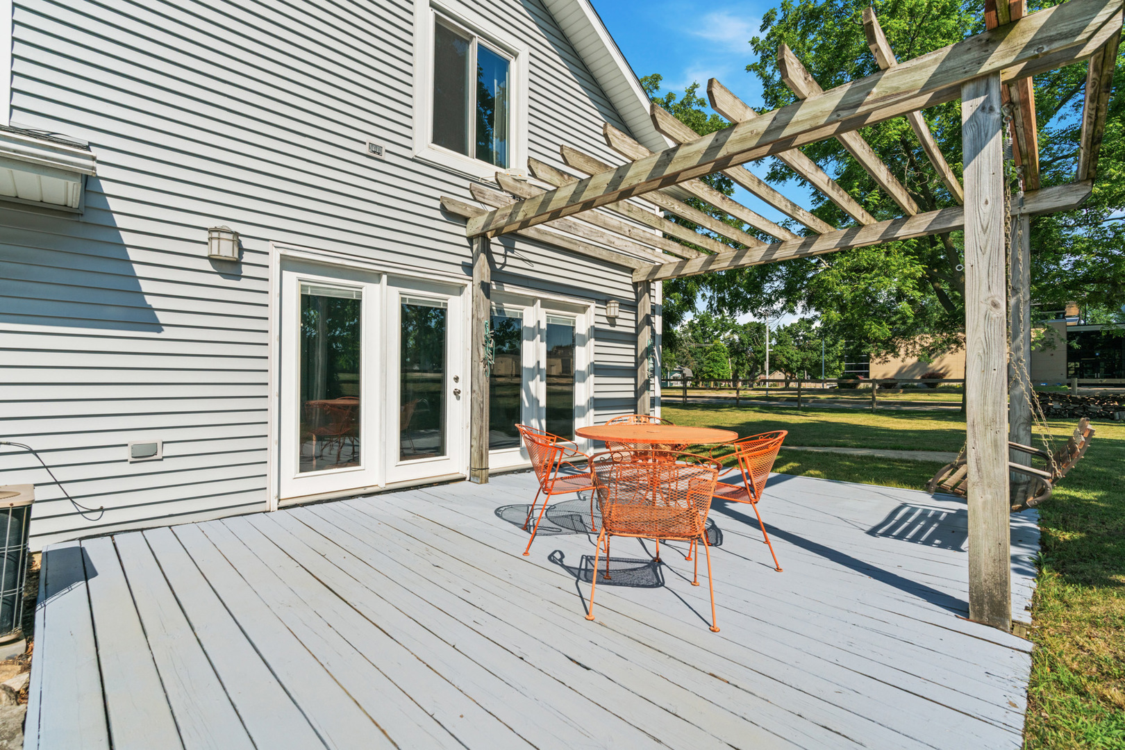 206 Washington Street, Oswego, IL 60543