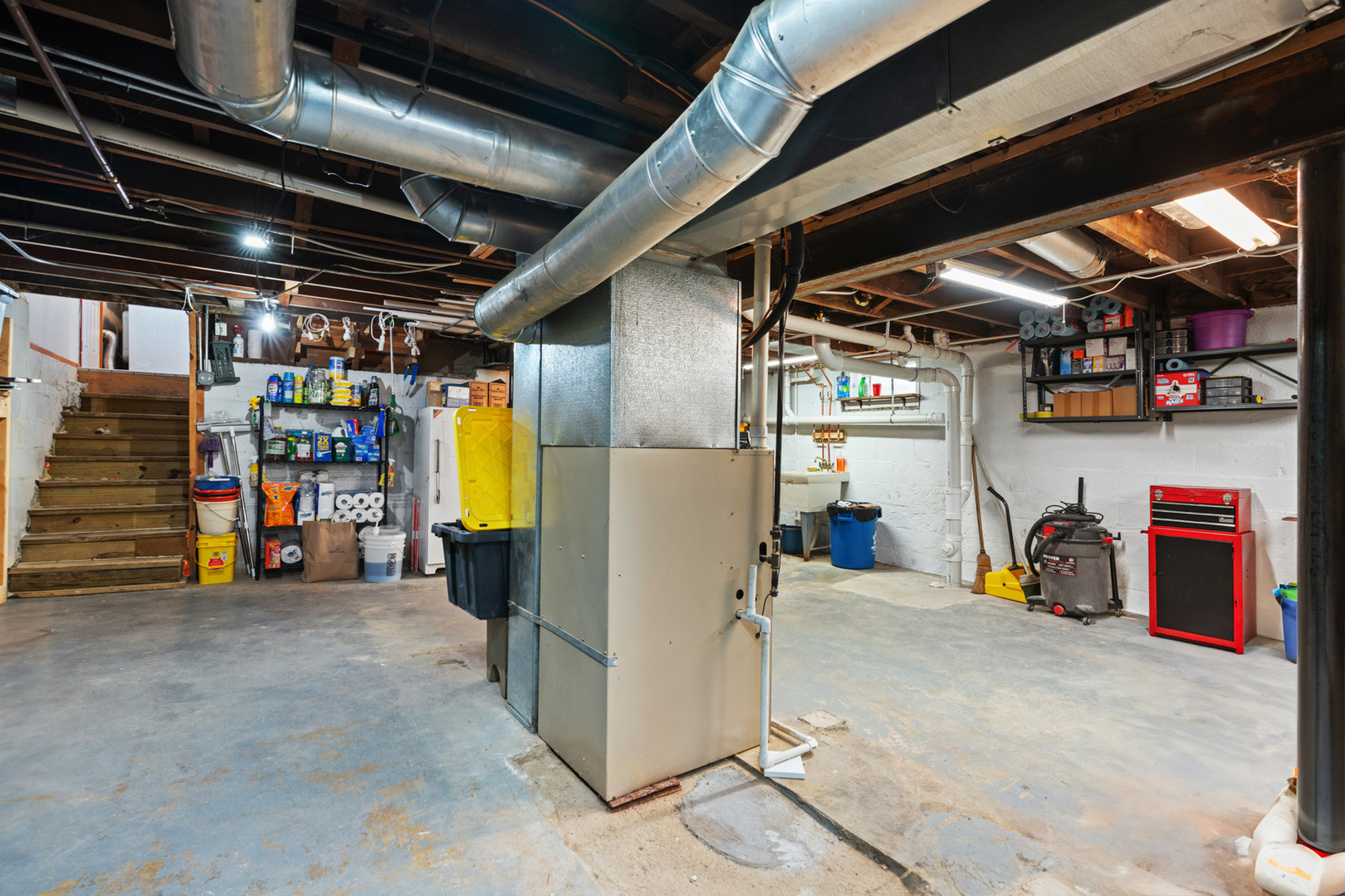 206 Washington Street, Oswego, IL 60543