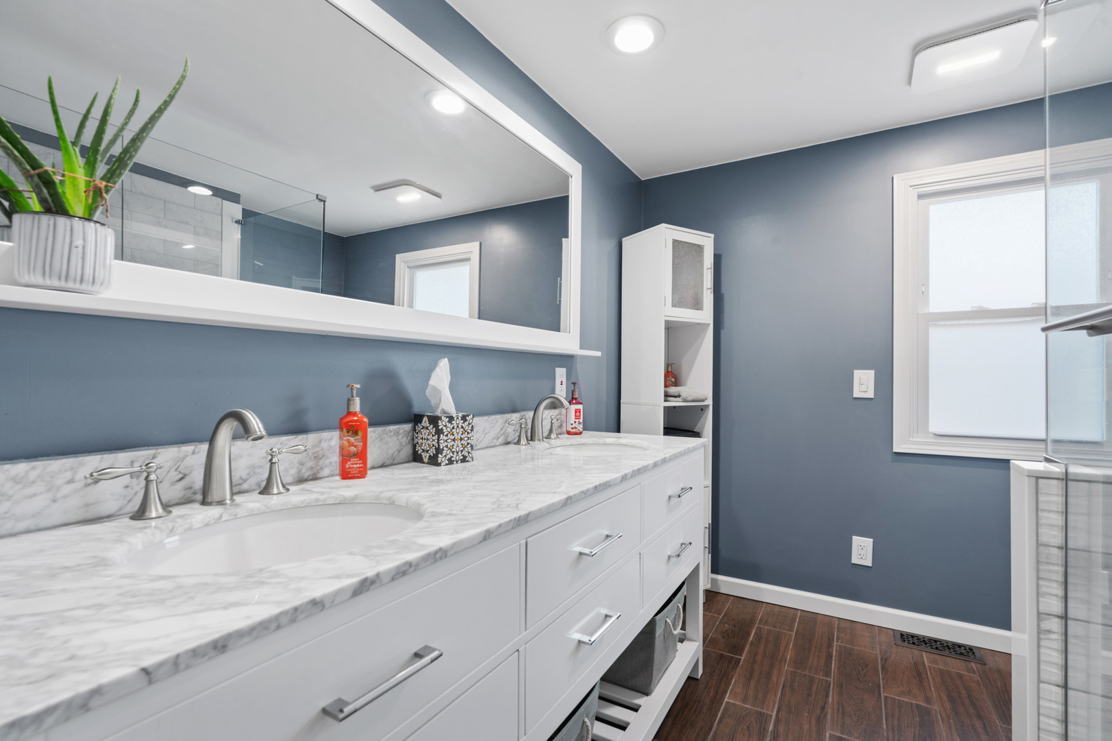 206 Washington Street, Oswego, IL 60543