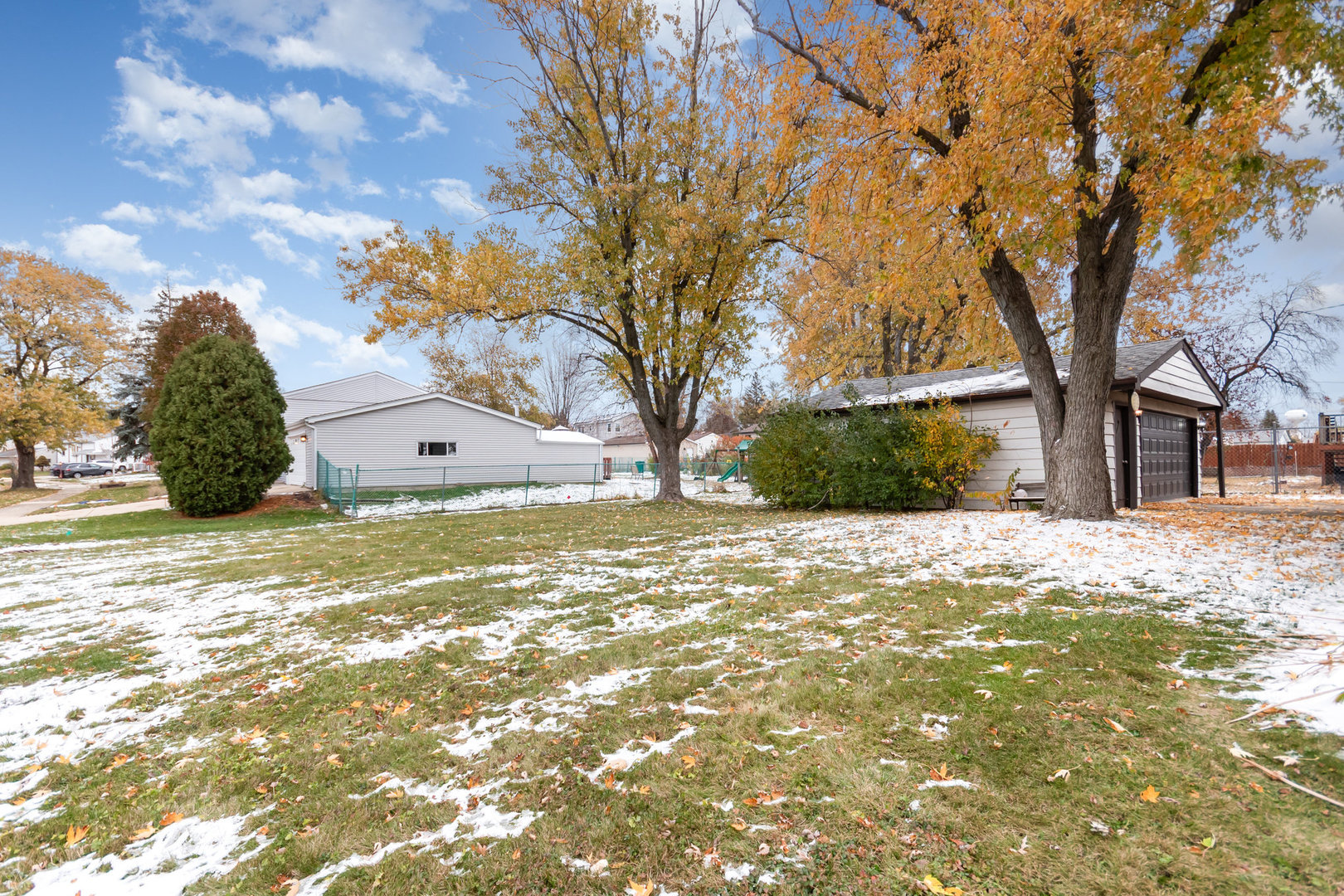 9116 Fairway Drive, Orland Park, IL 60462