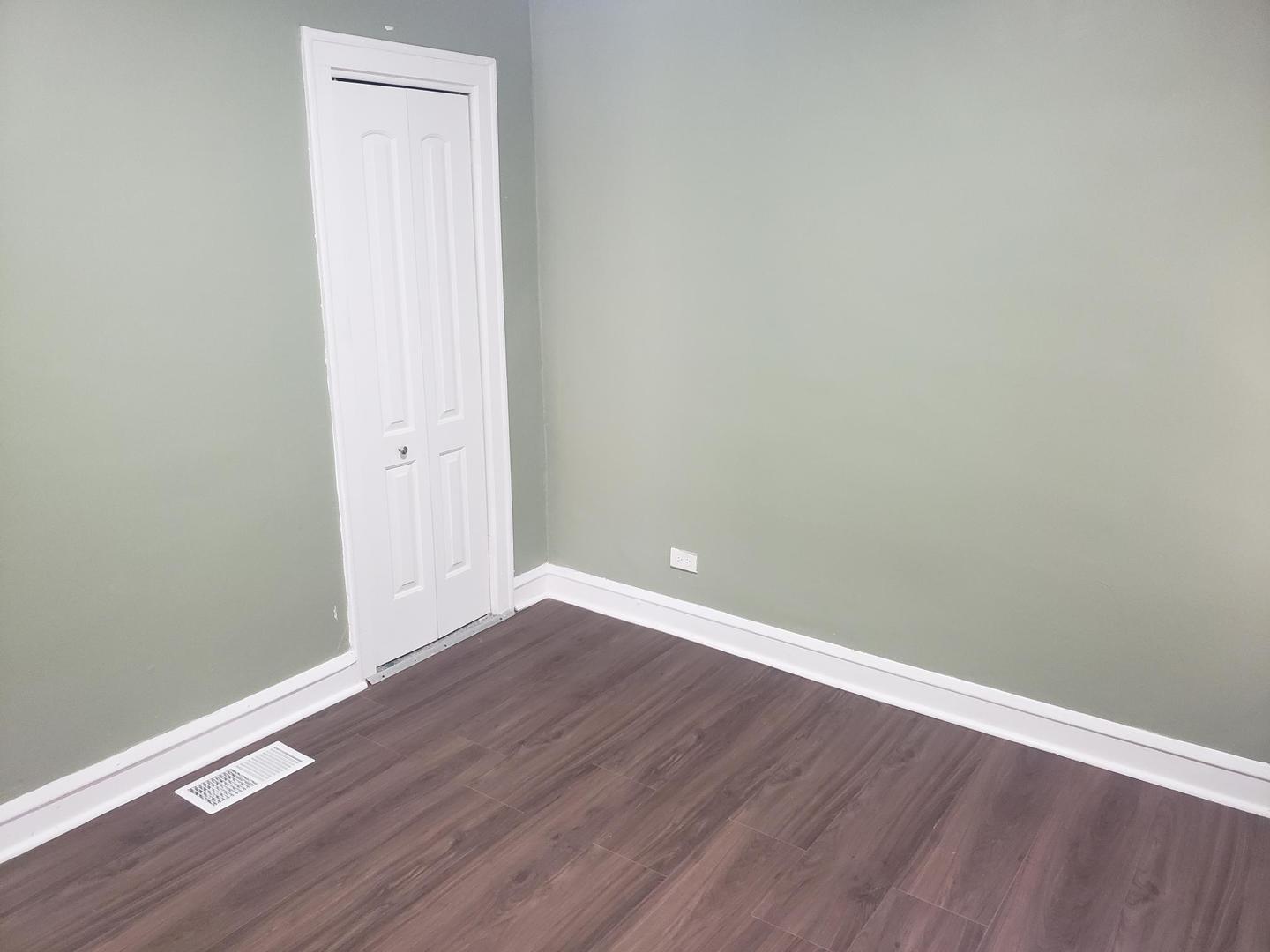 1040 W 92nd Place, Chicago, IL 60620