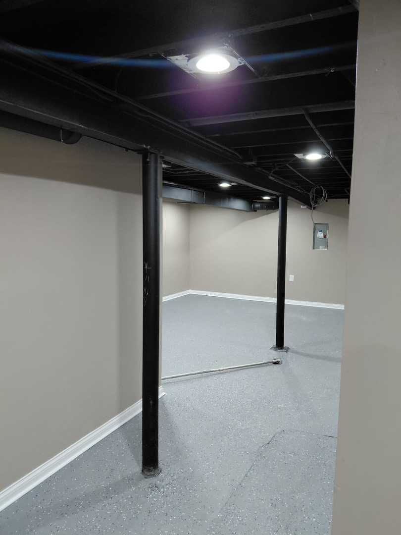 1040 W 92nd Place, Chicago, IL 60620