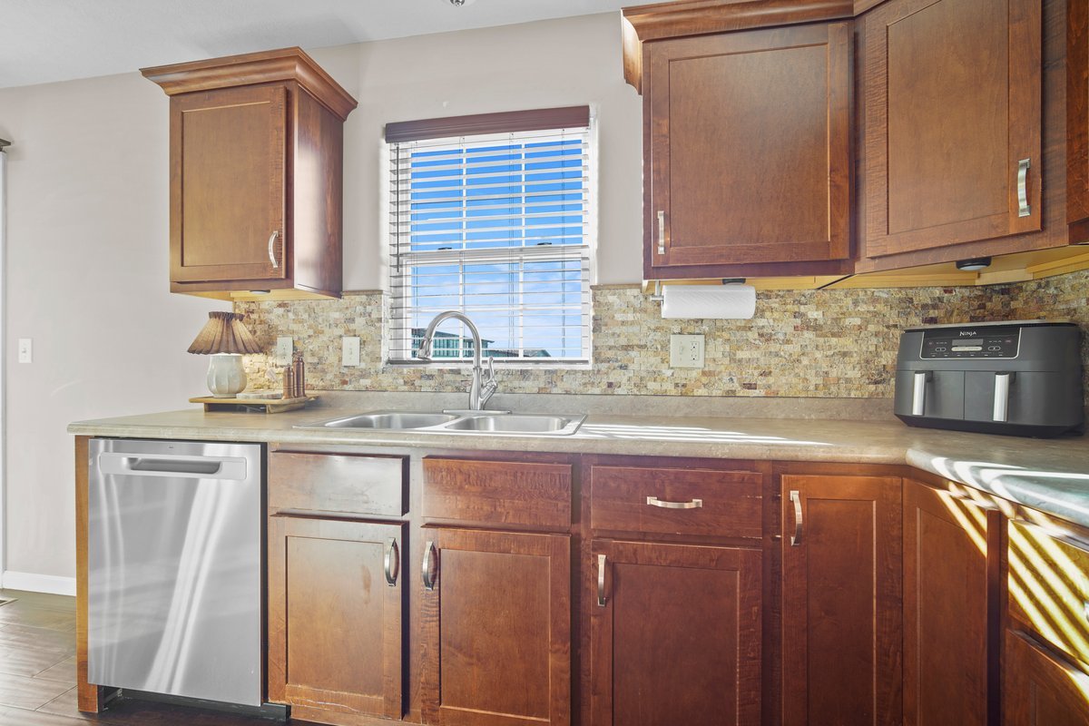 2311 Wirsing Way, Bloomington, IL 61704