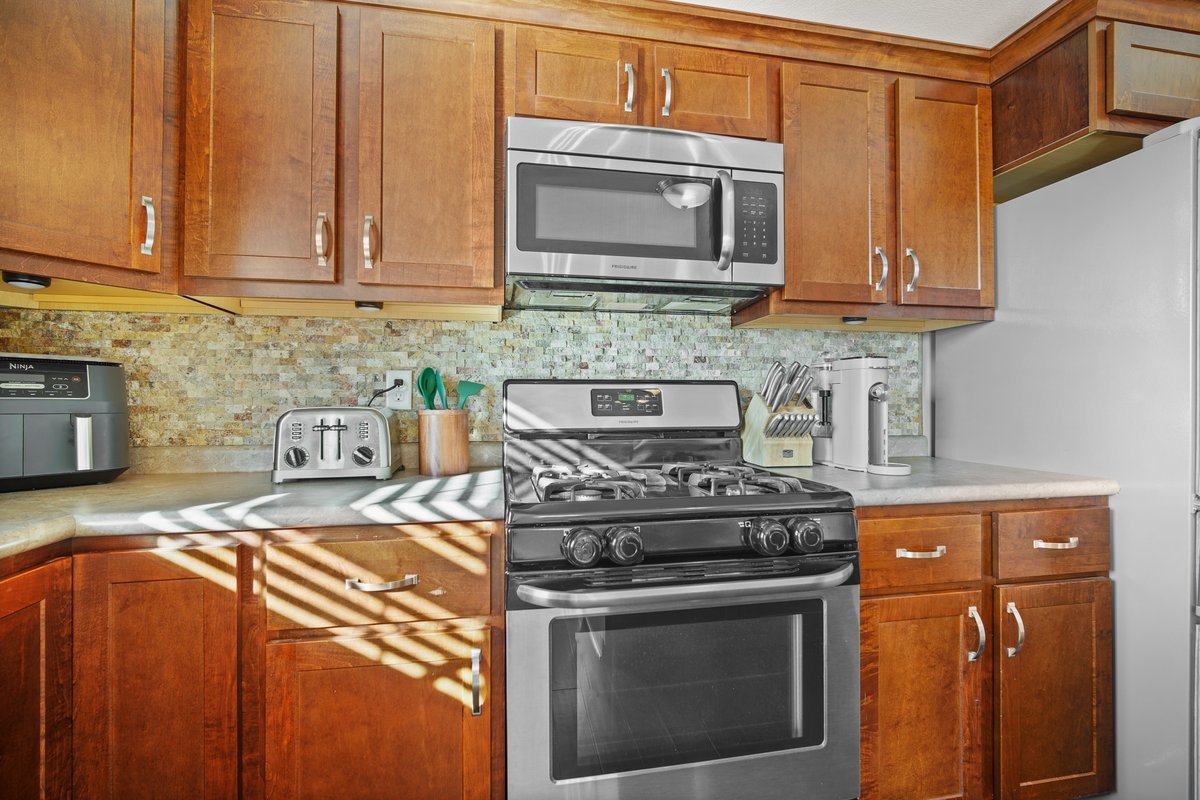 2311 Wirsing Way, Bloomington, IL 61704