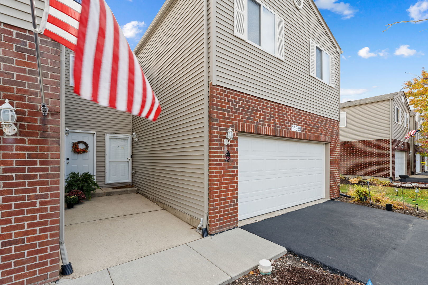 16559 Willow Walk Drive, Lockport, IL 60441