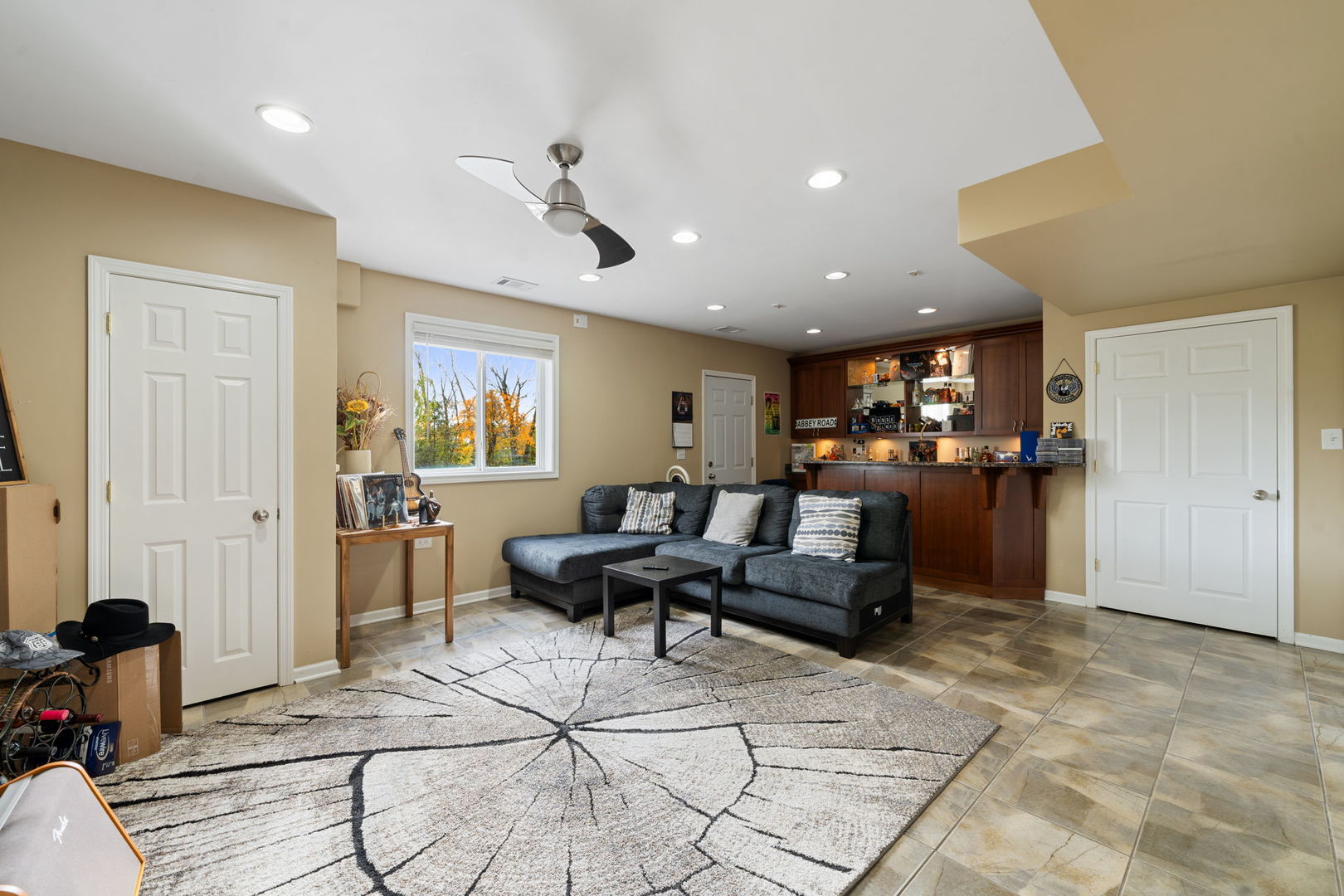 16559 Willow Walk Drive, Lockport, IL 60441