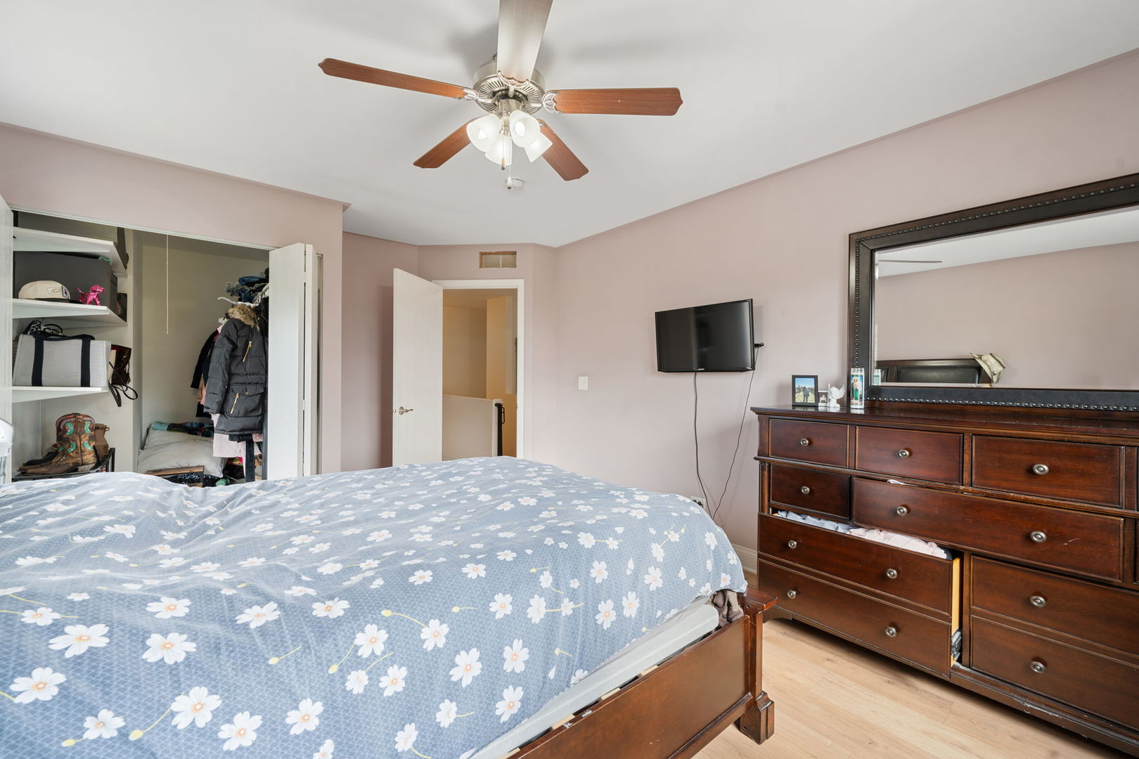 16559 Willow Walk Drive, Lockport, IL 60441