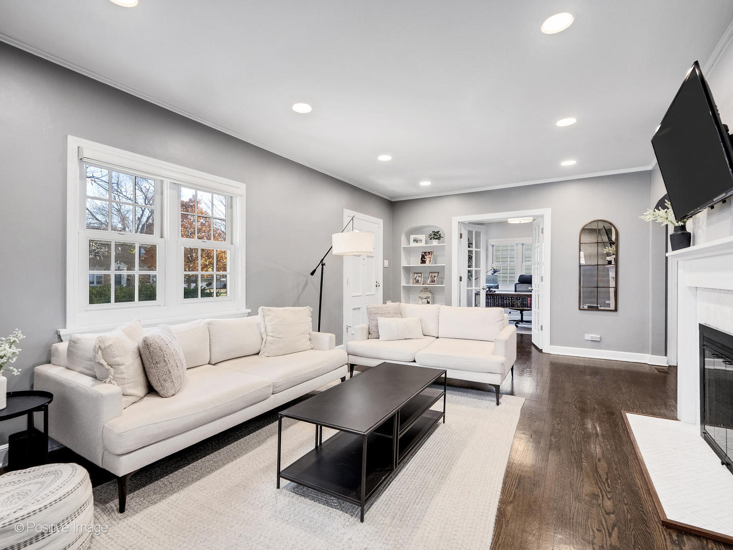 170 S FAIRVIEW Avenue, Elmhurst, IL 60126