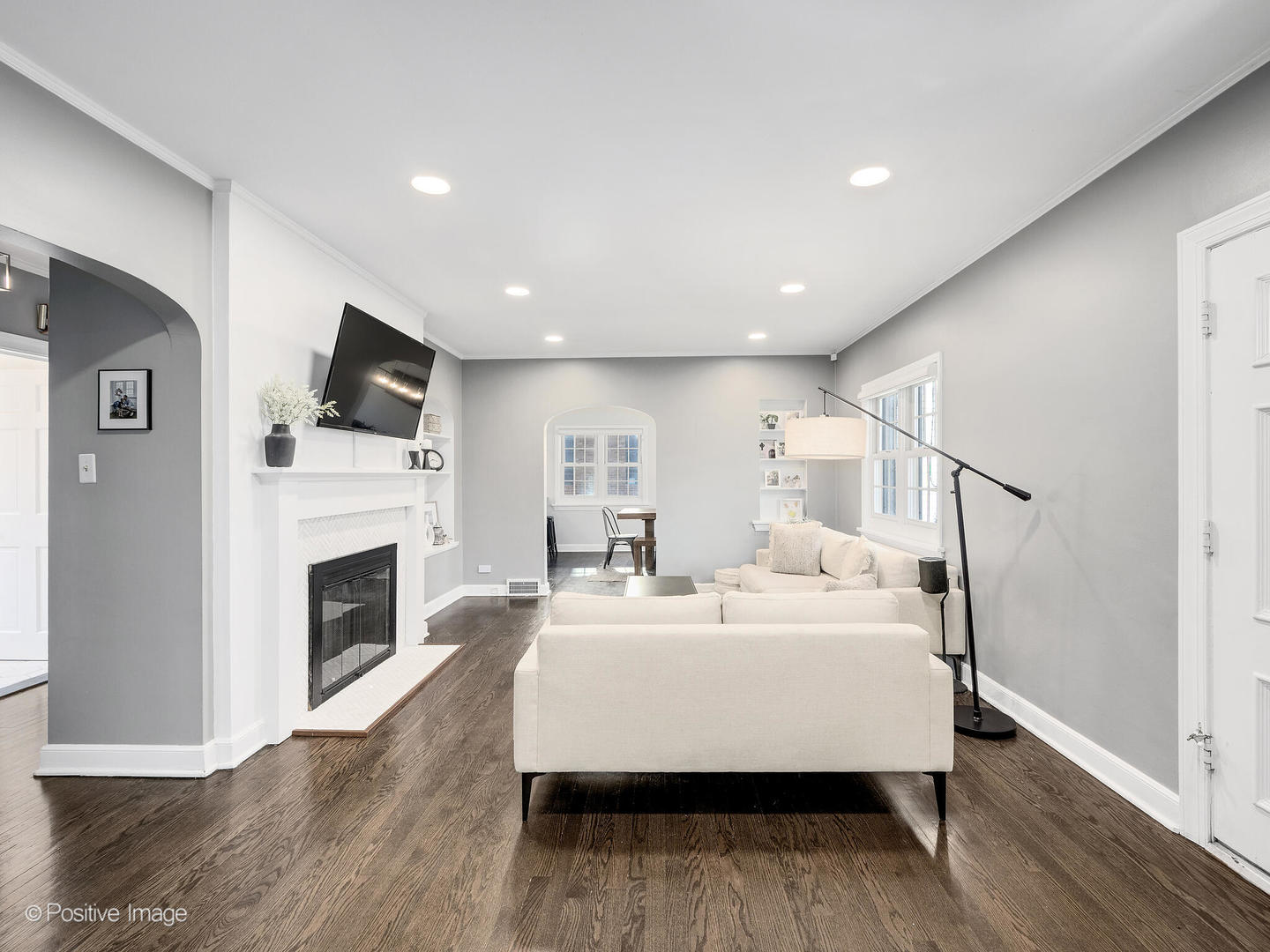 170 S FAIRVIEW Avenue, Elmhurst, IL 60126