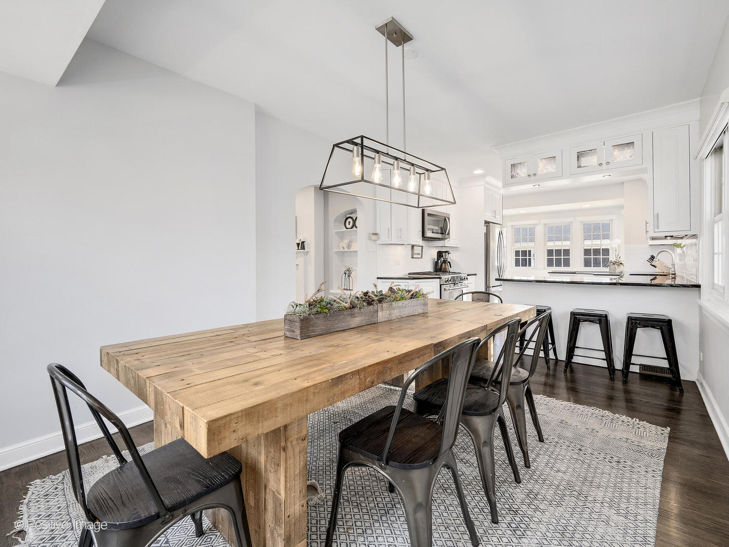 170 S FAIRVIEW Avenue, Elmhurst, IL 60126