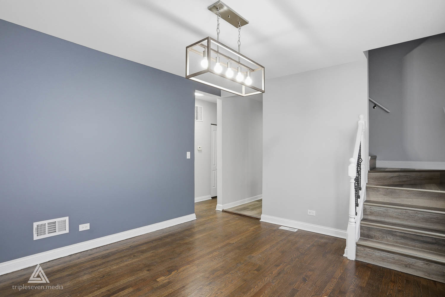 1301 N Waller Avenue, Chicago, IL 60651