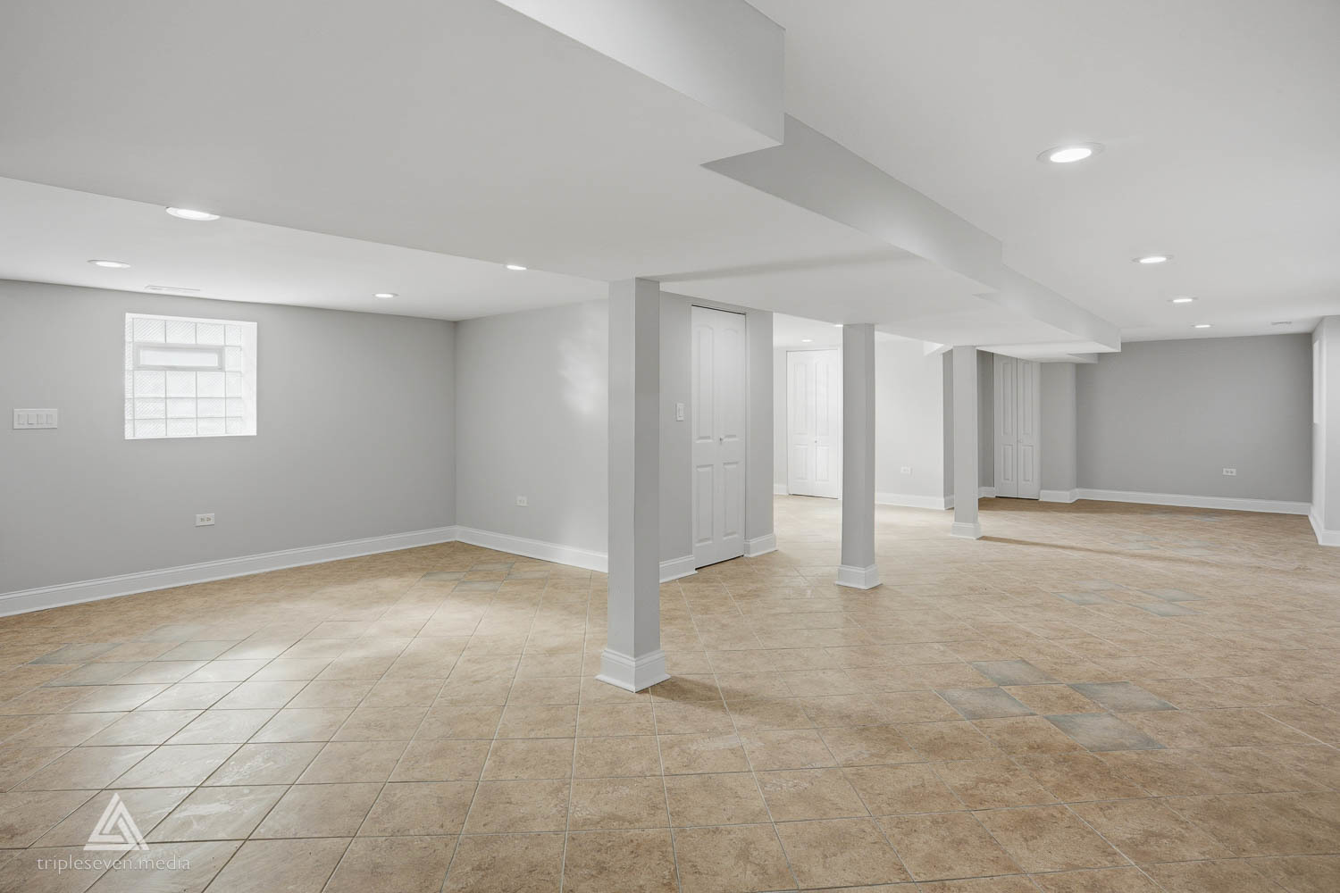 1301 N Waller Avenue, Chicago, IL 60651