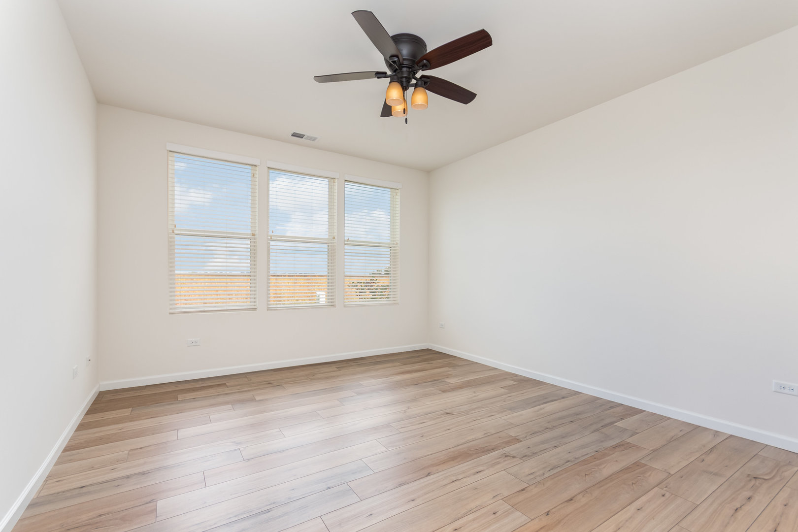 2101 Samantha Joy Lane, Bolingbrook, IL 60490