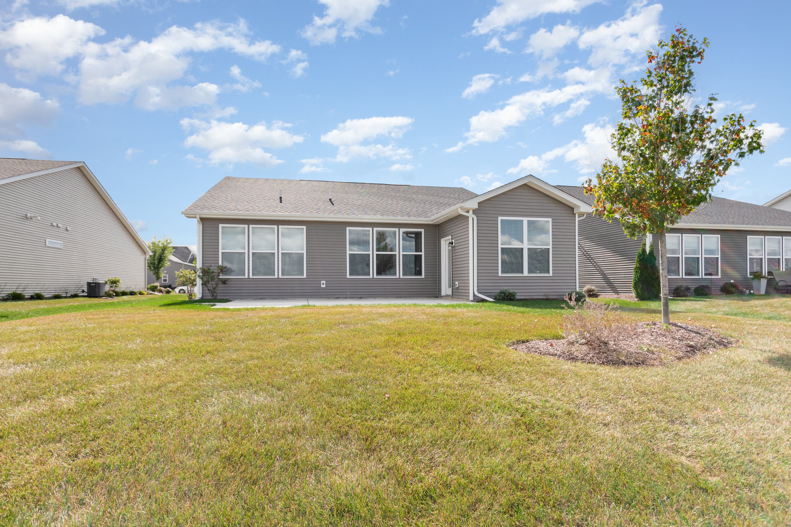 2101 Samantha Joy Lane, Bolingbrook, IL 60490