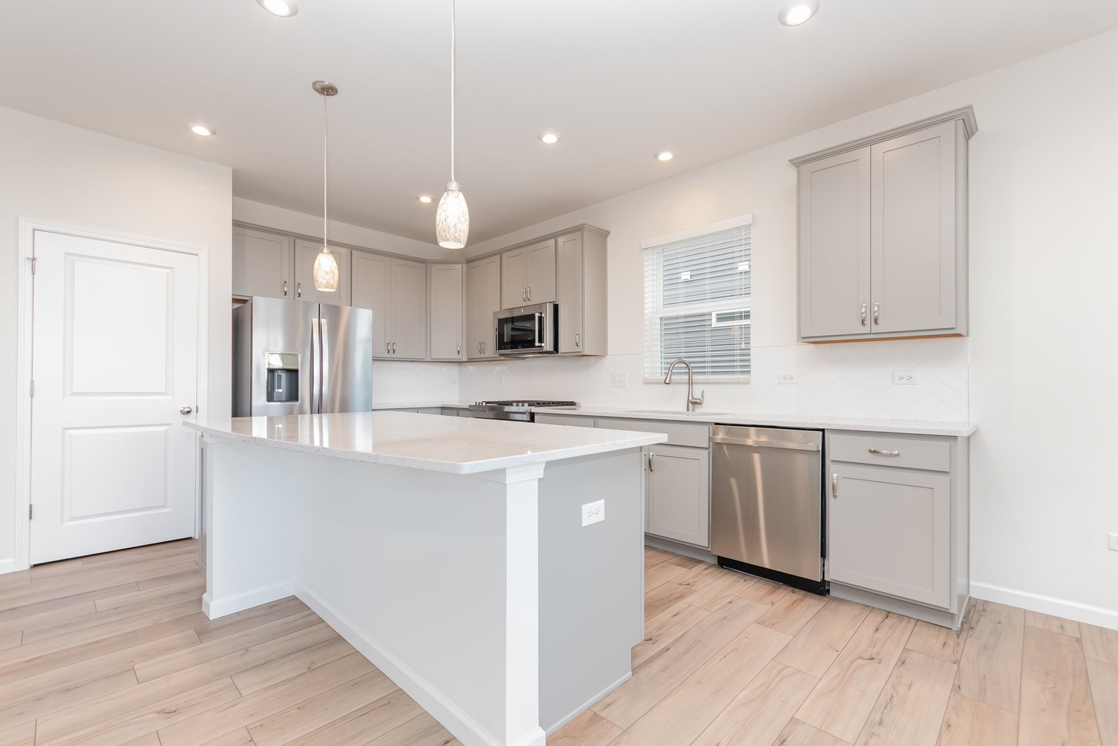 2101 Samantha Joy Lane, Bolingbrook, IL 60490