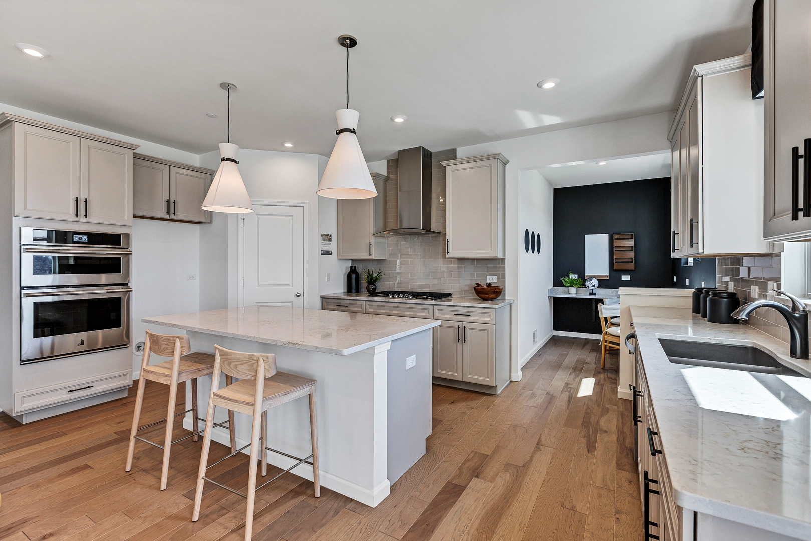 3180 Semple Way, Mundelein, IL 60060