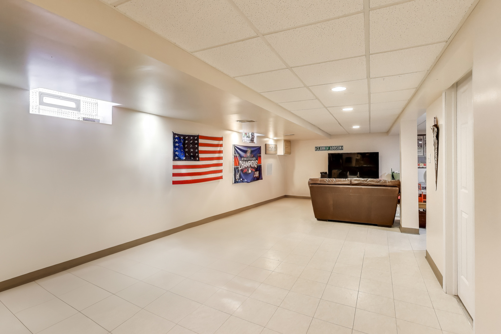 8049 N Osceola Avenue, Niles, IL 60714