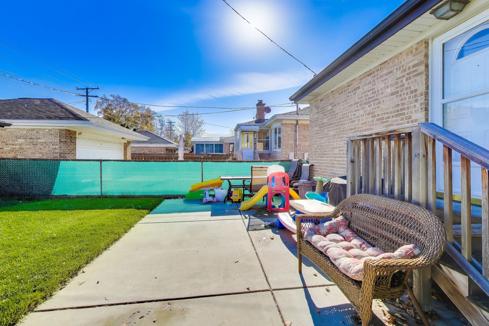 8049 N Osceola Avenue, Niles, IL 60714