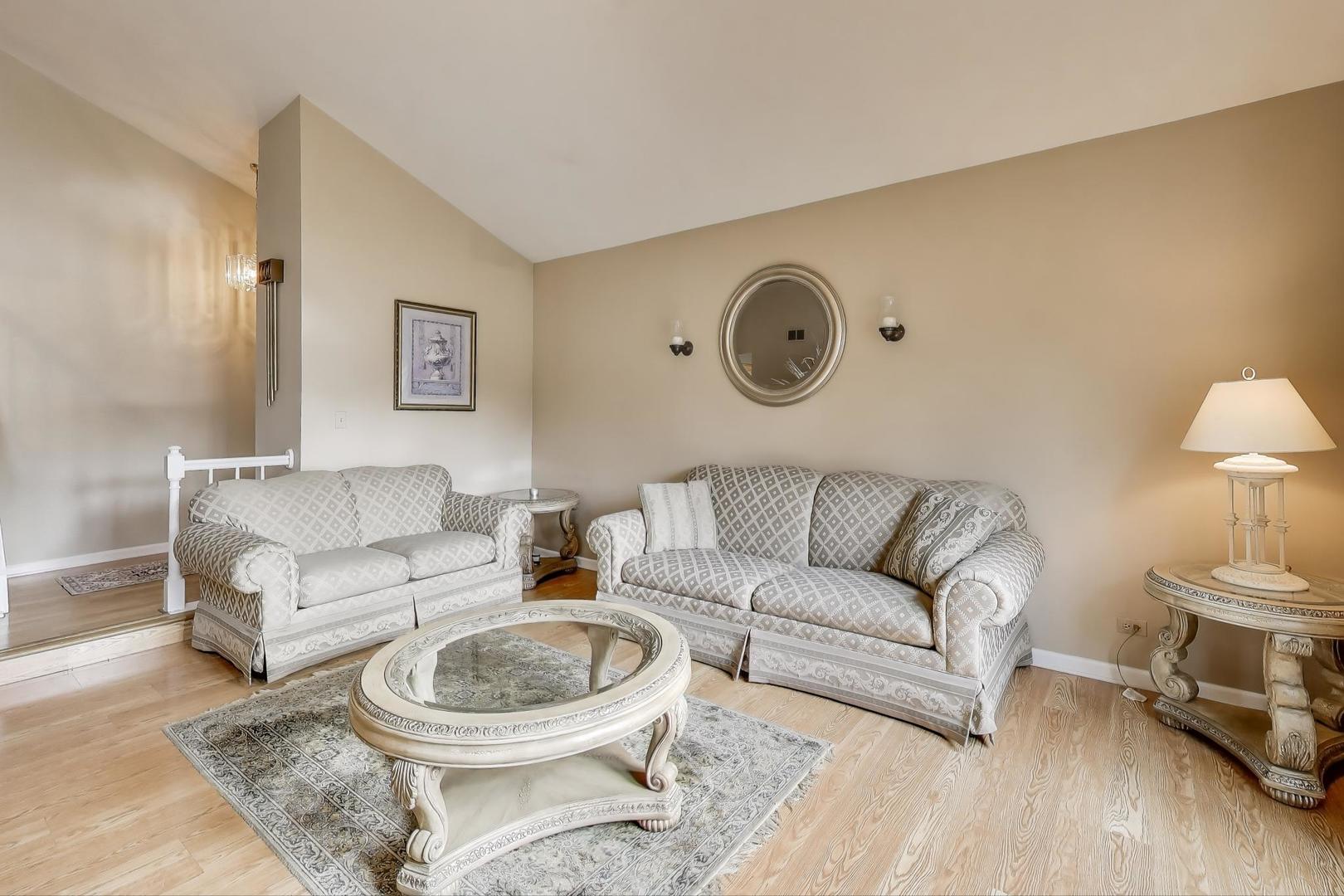 1407 WILSON Avenue, Wheaton, IL 60187