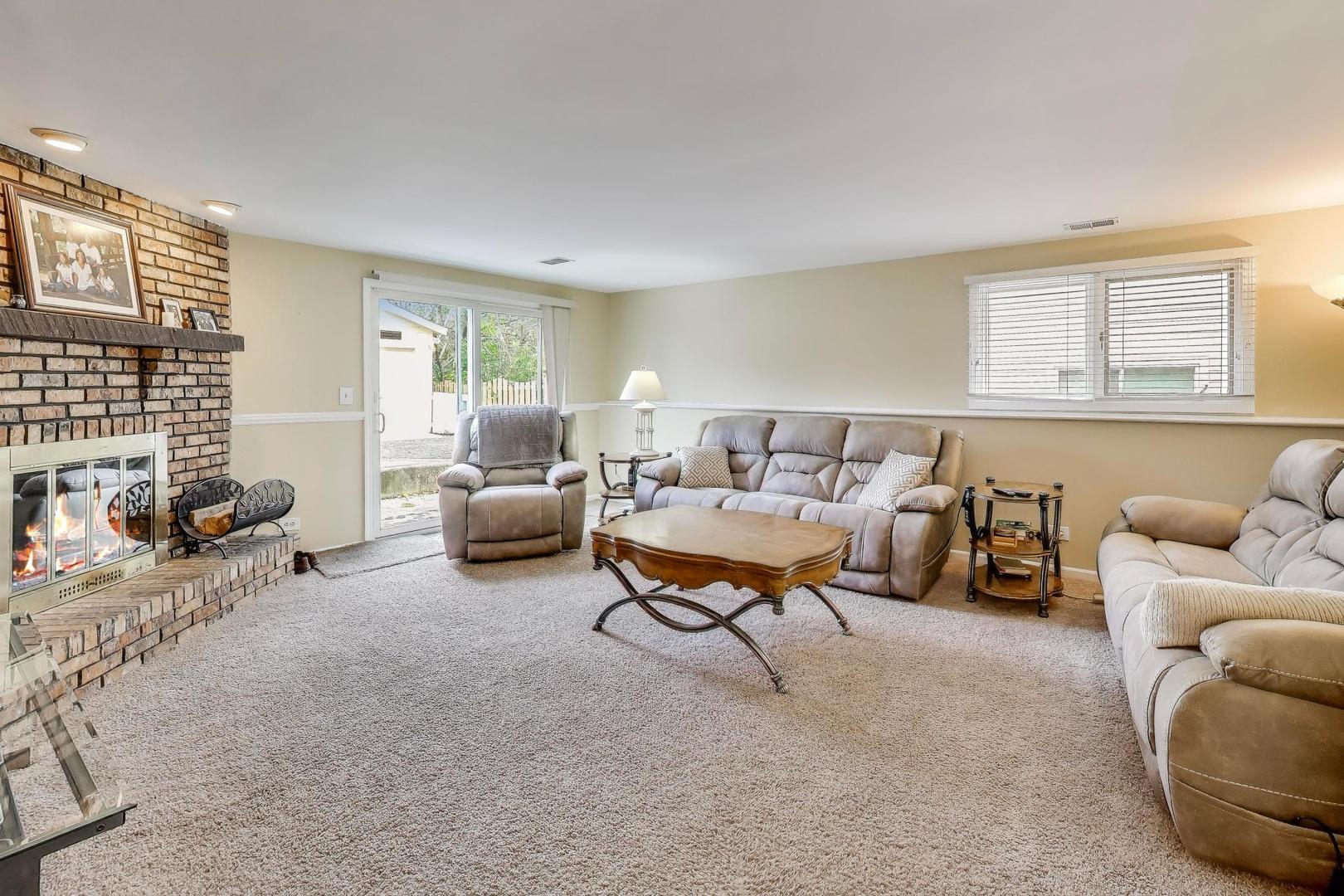 1407 WILSON Avenue, Wheaton, IL 60187